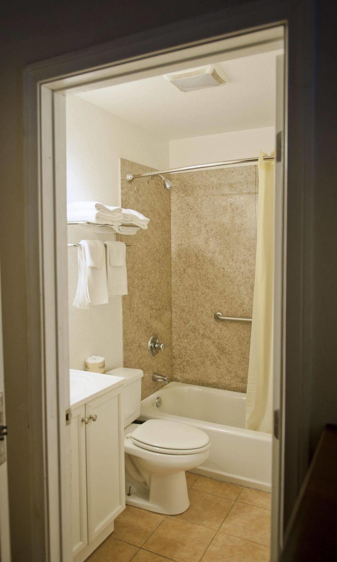 Harborview Inn & Suites-Convention Center-Airport-Gaslamp-Seaworld-Zoo-Balboa Park Σαν Ντιέγκο Εξωτερικό φωτογραφία